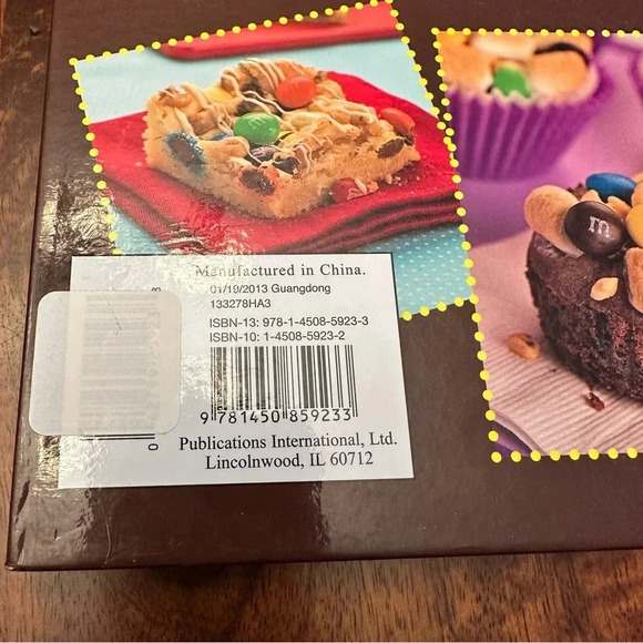 M&Ms Chocolate Candies “Fun Stuff Cookbook” - Picture 3 of 3